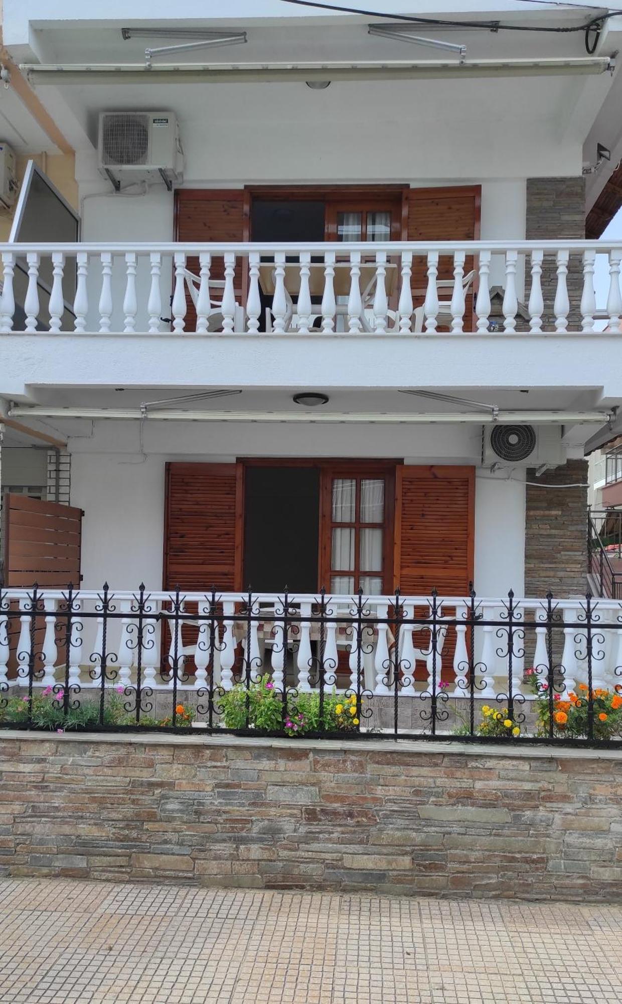 Apartments Bella Casa Паралия-Катерини Экстерьер фото